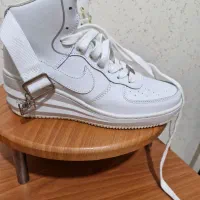 کفش و کیف|کیف، کفش، کمربند|دورود, |دیوار