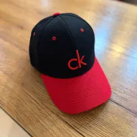 کلاه بیسبالی Calvin Klein (CK) مشکی و قرمز