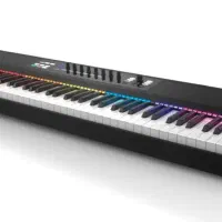 میدی کنترلرNative instruments