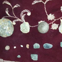 سنگ|کلکسیون اشیاء عتیقه|همدان, |دیوار