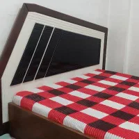 تخت دونفره با تشک طبی رویال