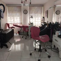 اجاره آرایشگاه زنانه با کلیه وسایل|اجارهٔ دفتر کار، اتاق اداری، مطب|تهران, تهران‌نو|دیوار