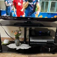 میز و تلویزیون LG 42inch|تلویزیون و پروژکتور|امیرکلا, |دیوار