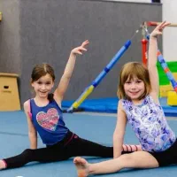 منشی باشگاه تایم بانوان شهرک معلم