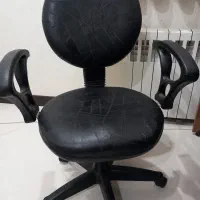 صندلی چرمی
