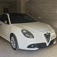 آلفارومئو جولیتا