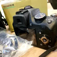 دوربین فوجی FUJI SL300|دوربین عکاسی و فیلم‌برداری|تهران, هروی|دیوار