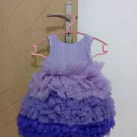 لباس مجلسی زیبا در حد نو  فقط یکبار استفاده شده