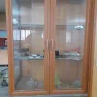 ویترین شیشه ای و ام دی اف (۲عدد)