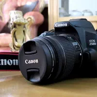 دوربین کنون 250D