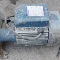 دو عدد پمپ اب مرکزی
