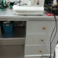 میز خیاطی چهار کشو|لوازم خیاطی و بافتنی|رشت, کوی مهر|دیوار