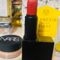 رژلب نارس و کانسیلر نارس