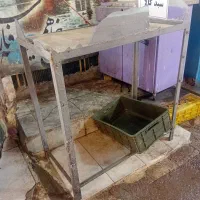 میز مرغ و ماهی همراه تخته گوشت