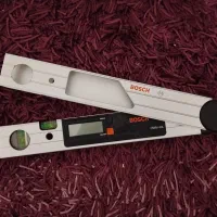 زاویه سنج و تراز بوش اصلی