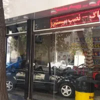 مغازه 40 متری دونبش خیابان اصلی با کرکره برقی|اجارهٔ مغازه و غرفه|تهران, ائمه اطهار|دیوار