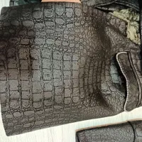 پالتو چرم ترک، و شلوار|لباس|بازرگان, |دیوار