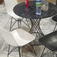 میز و صندلی