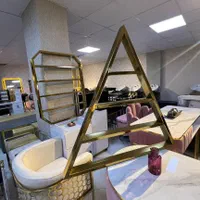 استند لاک|آرایشگاه و سالن‌های زیبایی|رشت, امین الضرب|دیوار