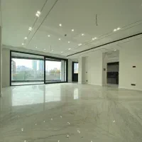 ۹۴ متر _ چهارباغ غربی _ سرمایه گذاری