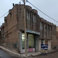 ساختمان دوطبقه تجاری ـ مسکونی