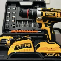 دریل دیوالت