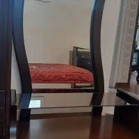 کمد و آئینه آرایش