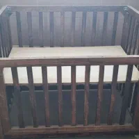 (تخت کوچک کنار مادر