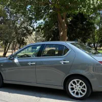 دنا پلاس ۶ دنده خاکستری متالیک