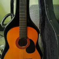 گیتار یاماها c70