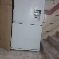 یه عدد یخچال دودر مدل اسنوا