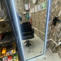 یک عدد ایینه لاینر دار ب فروش میرسد