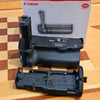 گریپ باتری کانن BG-E11 برای 5D mark III 5DS 5DSR
