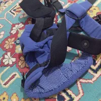 آغوشی|کفش و لباس بچه|شاهین دژ, |دیوار