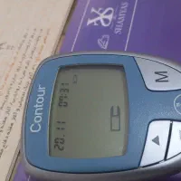 دستگاه قند خون