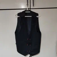 جلیقه نو نو هست گذاشتم برای فروش..