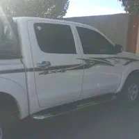 تویوتا هایلوکس