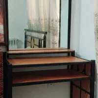 تخت دونفره چوب و فلز با تشک و میز آرایش آینه دار|تخت و سرویس خواب|بیرجند, |دیوار