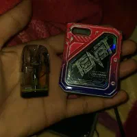 پاد با چاقو