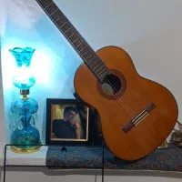 *گیتار یاماها c70 اصلی ویژه*