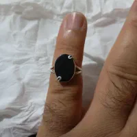 انگشتر نقرهای عقیق مشکی