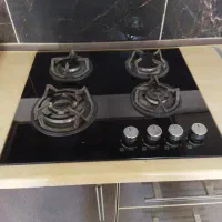 اجاق گاز تو کار چهار شعله