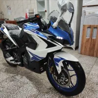 rs200(لاکاغذی)مشابه صفر