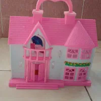 کلبه عروسکی