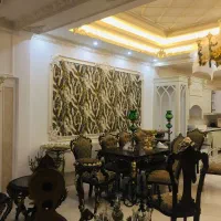 نصاب کاغذ دیواری و پوستر