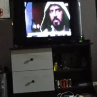 تلویزیون دیجیتال میز کنترل