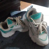 کتونی زنانه