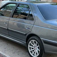 پارس ۱۴۰۰ عروسک