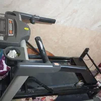تردمیل کاملا سالم