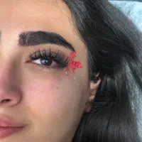 خدمات زیبایی اکستنشن مژه